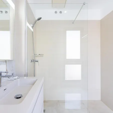 Loft Siam, Ac, Bbq, Wifi, Sea Views 公寓 *