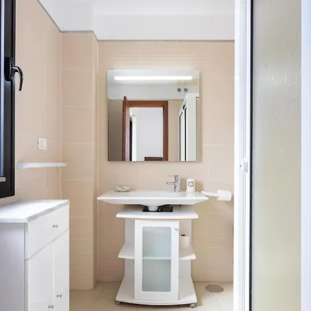 Loft Siam, Ac, Bbq, Wifi, Sea Views * Адехе